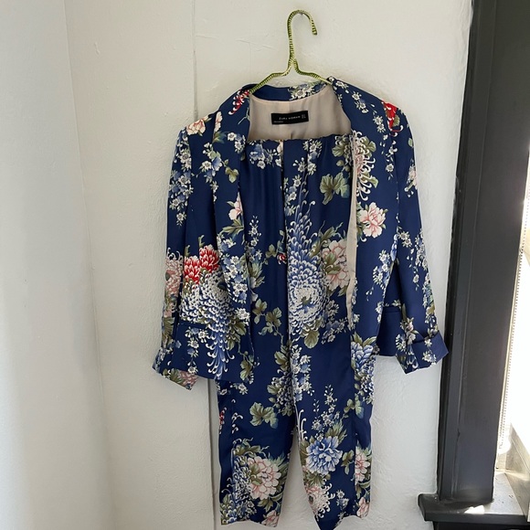 Zara Pants & Jumpsuits Zara Floral Pantsuit Poshmark